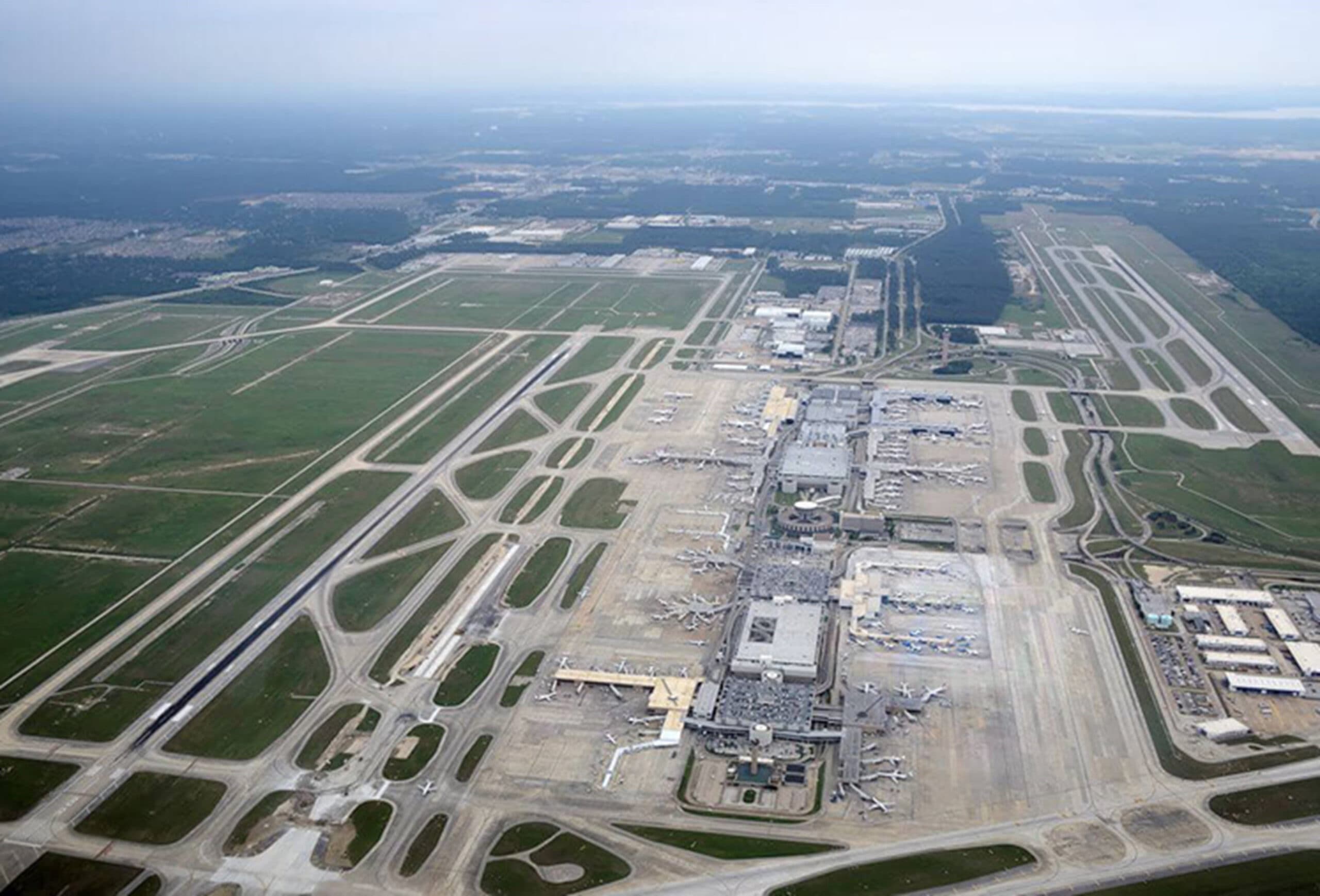 Houston Airport Terminal Development Simulation ? featured image
